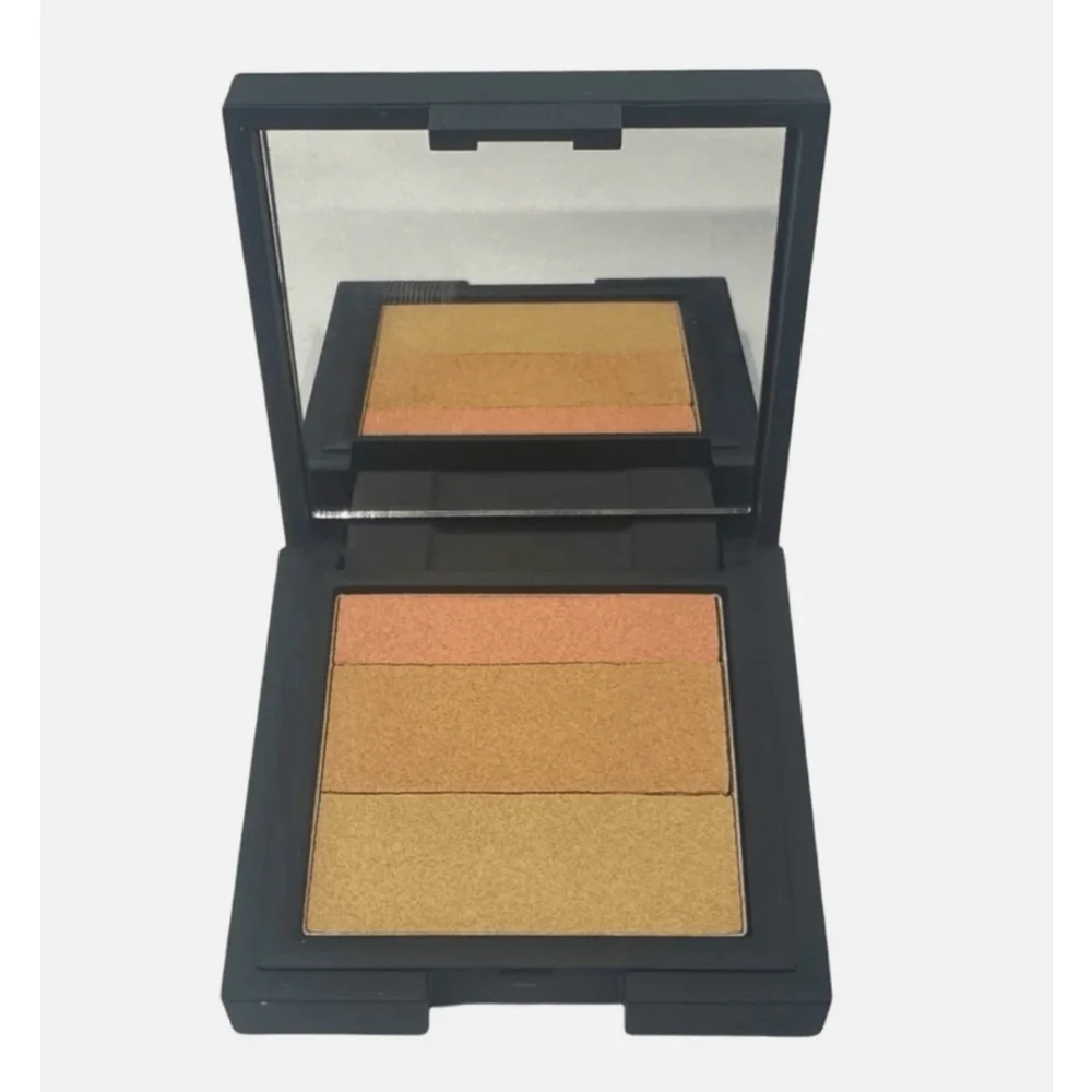 Laura Geller Correct-N-Conceal Custom Coverage Trio Medium 0.12 oz / 3.4g Face